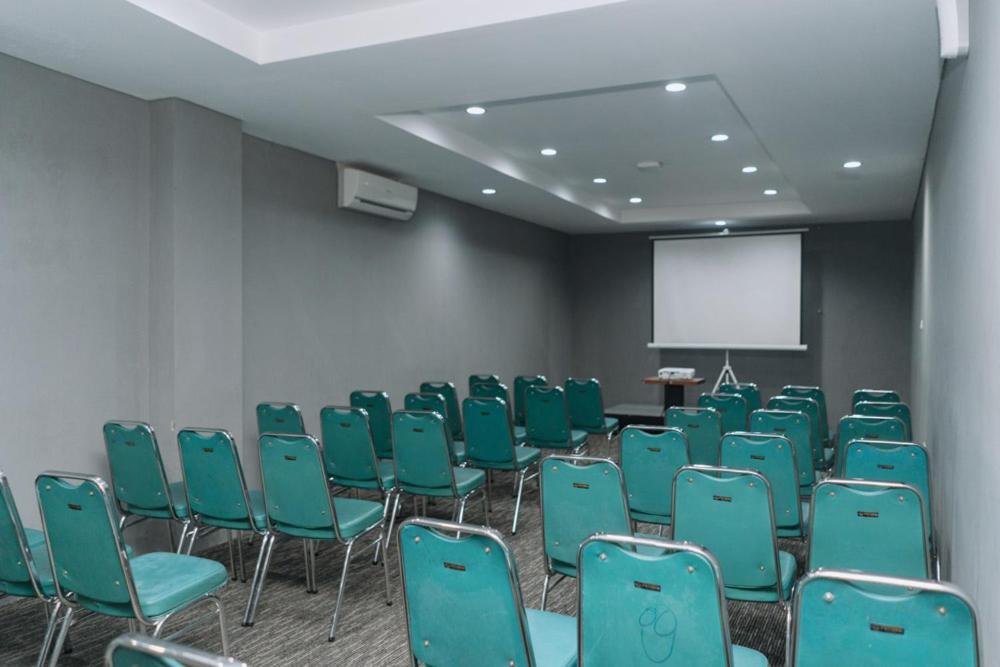 Anugrah Hotel Sukabumi Exterior foto